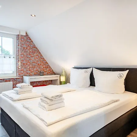 Kaiser Apartment